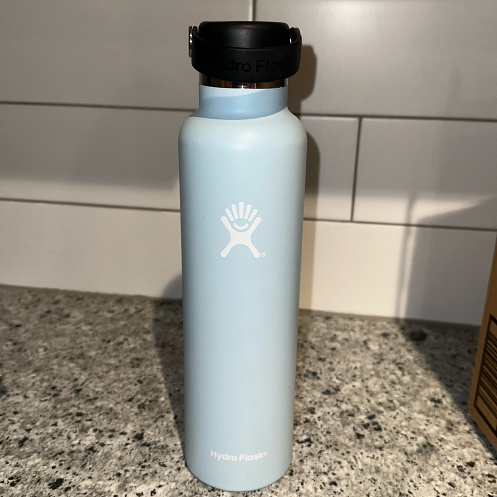 Hydro flask 20 oz frost color